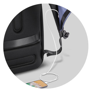 Fusion Gym Bag (Black) — Charging Port