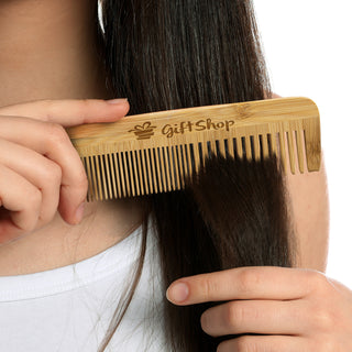 Grain Bamboo Hair Comb (Natural) — Feature