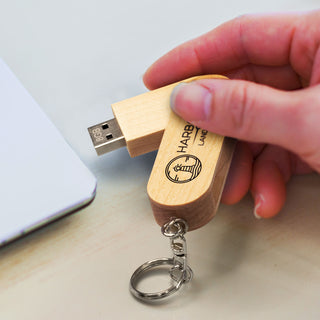 Kauri 8GB Flash Drive (Natural) — Feature