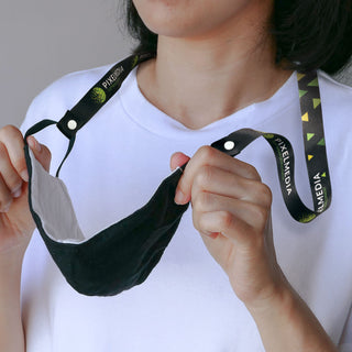 Rally Mask Lanyard (Black) — Feature