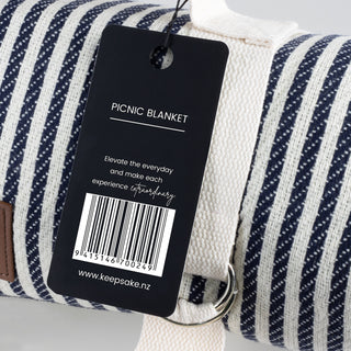 Keepsake Picnic Blanket (Natural/Navy) — Detail