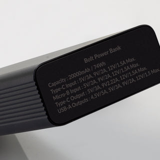 Vector 22.5W QC Power Bank (Black) — Detail