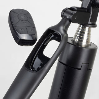 Vector Selfie Stick Tripod (Black) — Detail