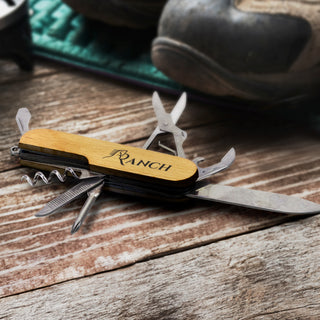 Flint Wooden Pocket Knife (Natural) — Feature