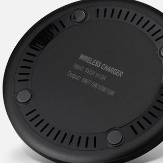 Vector Wireless Fast Charger (Black) — Detail