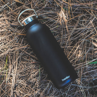 Frontier Roam Vacuum Bottle (Black) — Feature
