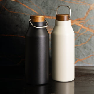 Keepsake Vacuum Drink Bottle (Ecru) — Feature