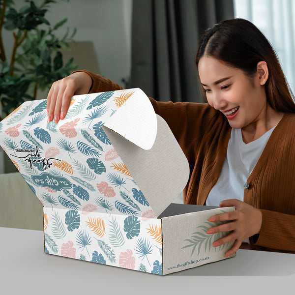 Vault Die Cut Box with Locking Lid - 502x295x150mm (Natural/Natural)
